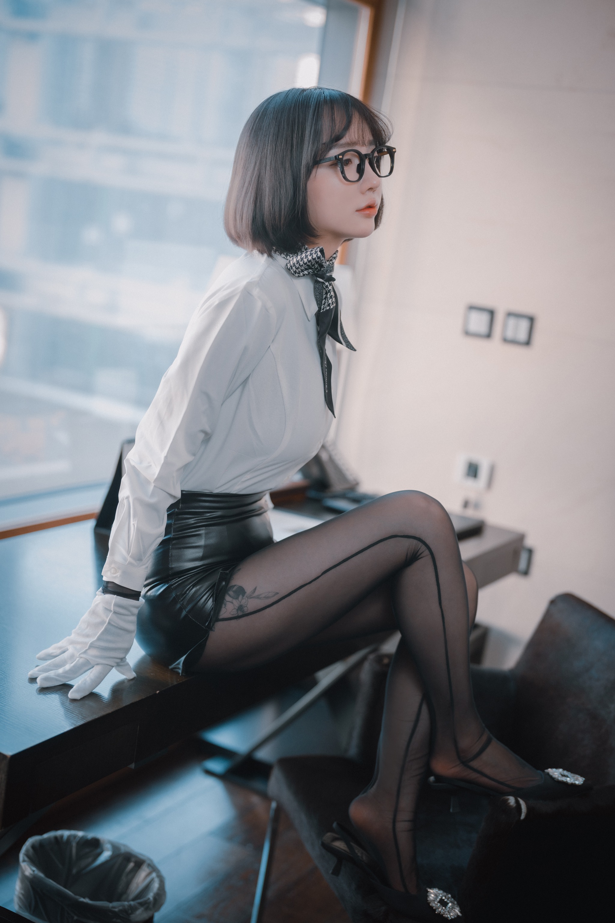 图片[1]-孫樂樂 – NO.049 손예은(孫樂樂) [DJAWA] Son Ye-Eun (손예은) – Naughty Supervisor  SP.Ver (Normal) [68P]-XikXak